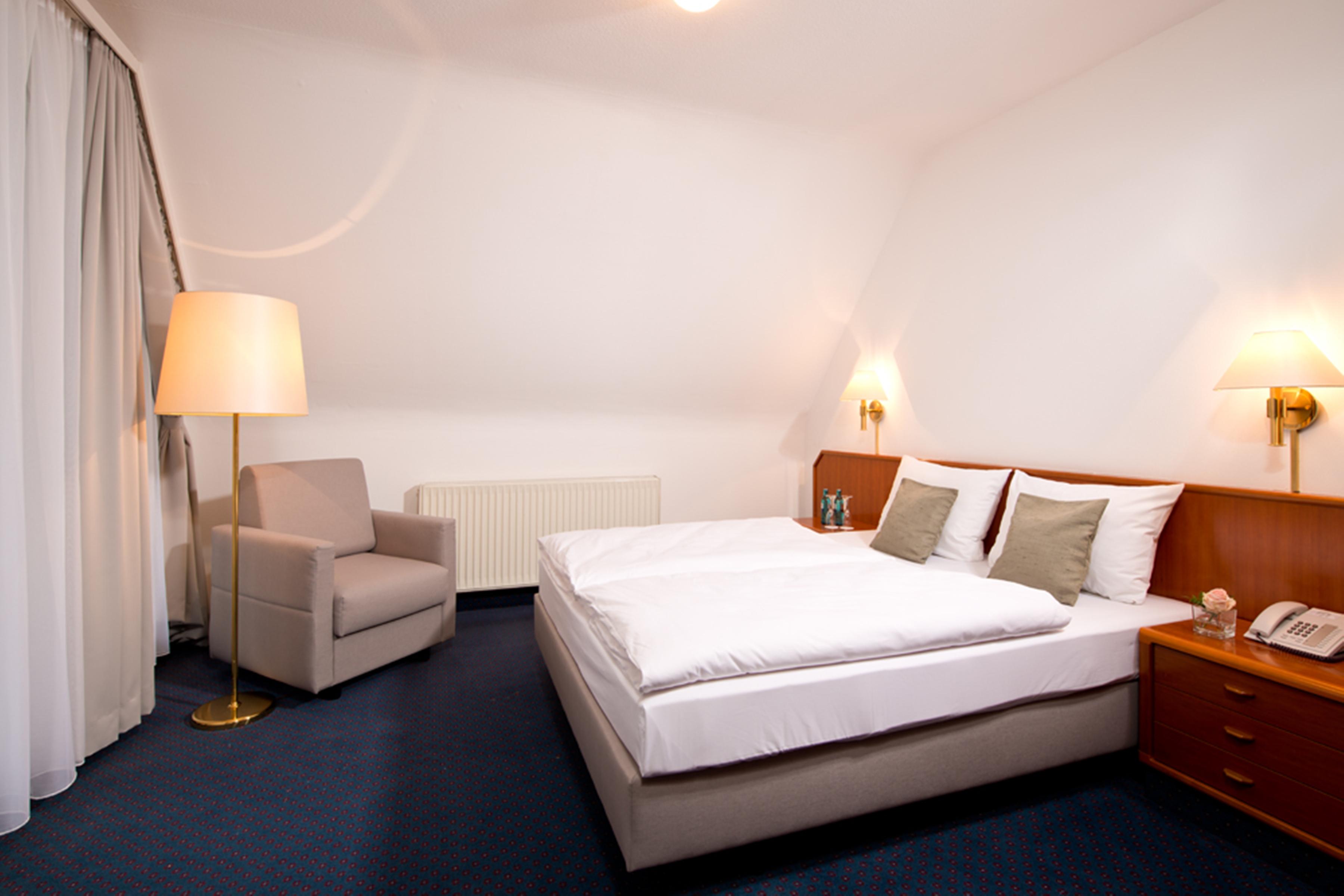 Achat Hotel Neustadt an der Weinstraße Exteriör bild