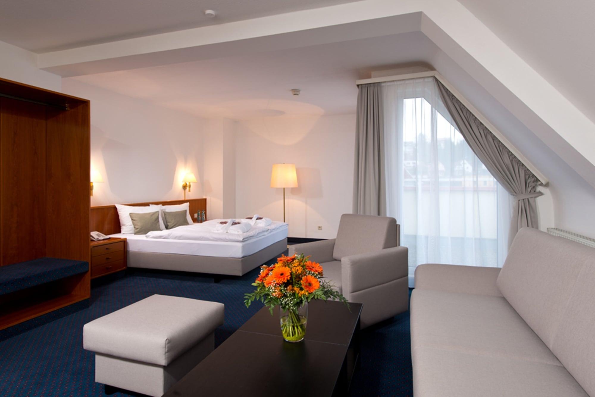 Achat Hotel Neustadt an der Weinstraße Exteriör bild