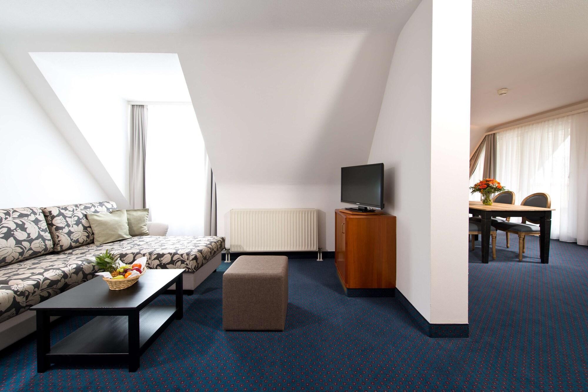 Achat Hotel Neustadt an der Weinstraße Exteriör bild